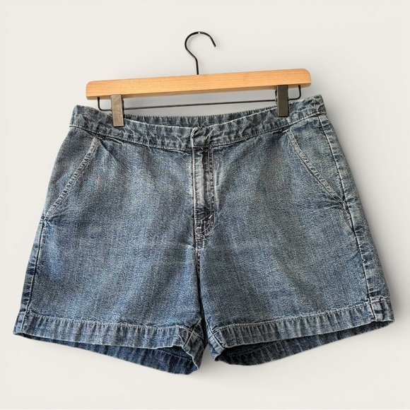 Levi's Pants - Rare Vintage 2001 Women's Levi's Denim Jean Shorts Size 10 Zipper Fly (32x4.5)